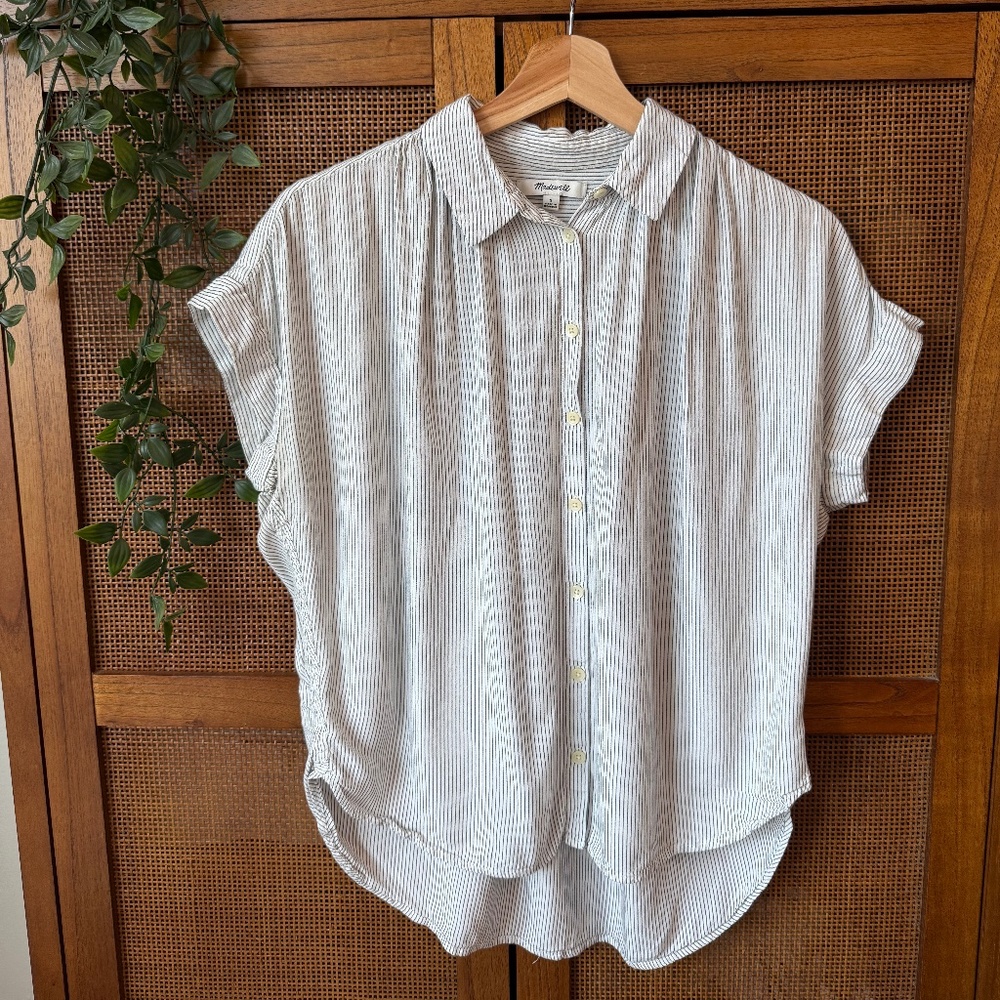 Madewell Small Striped Short Sleeve Button Down Shirt